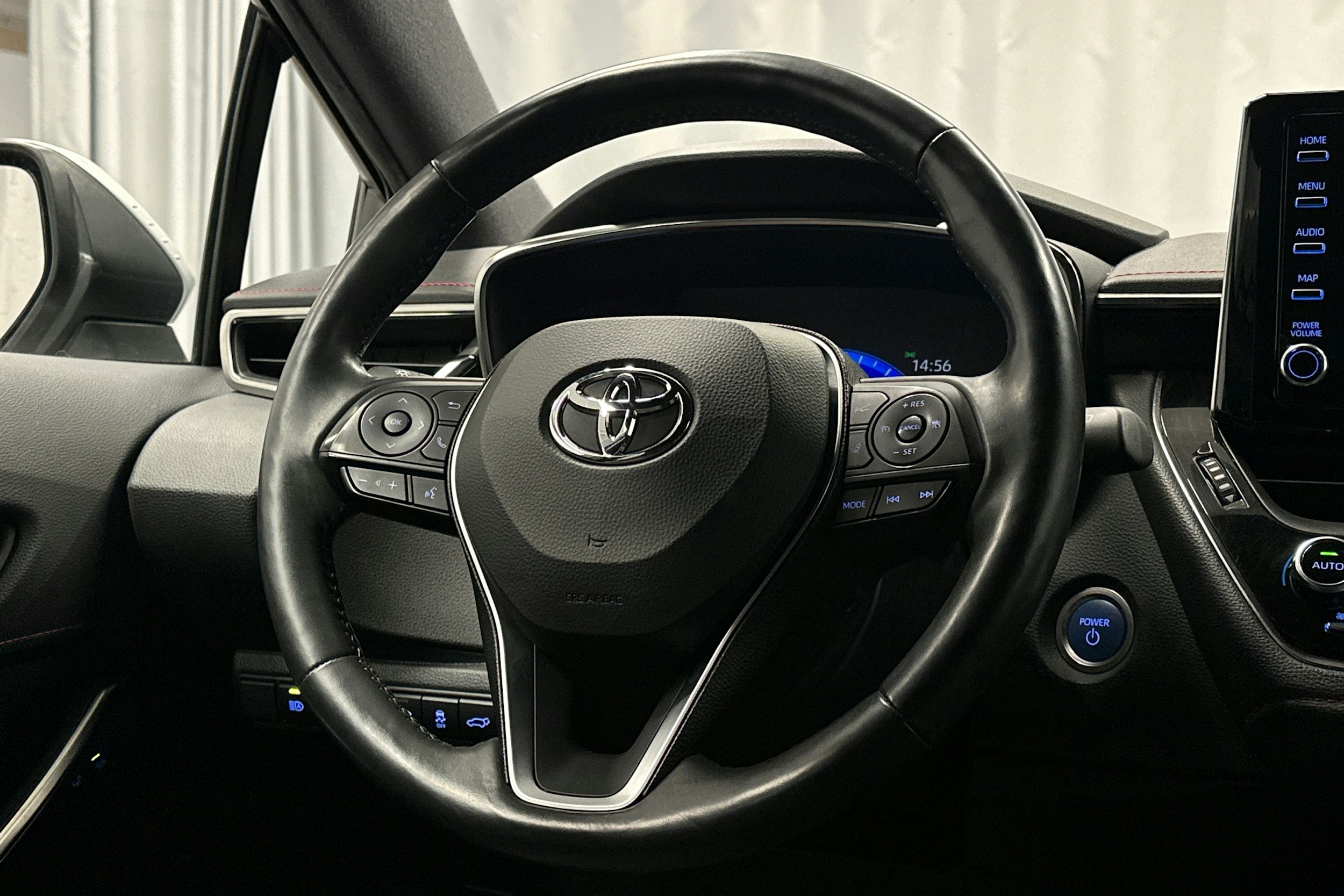hopea Toyota Corolla 2019 kuva 18.