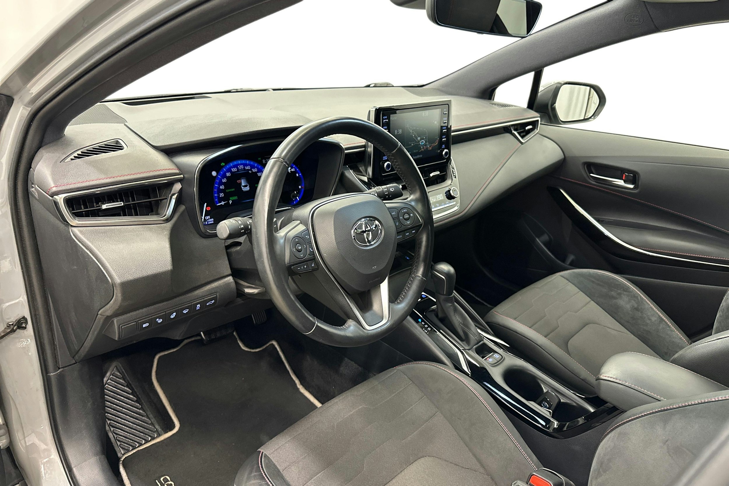 Harmaa Toyota Corolla 2019 kuva 7.