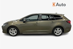 tummanvihreä metalli Toyota Corolla 2019 kuva 5.