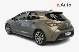 vihreä Toyota Corolla 2019 kuva 2.