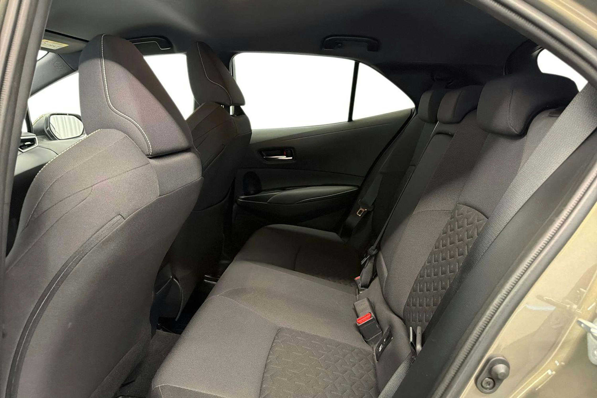 vihreä Toyota Corolla 2019 kuva 10.