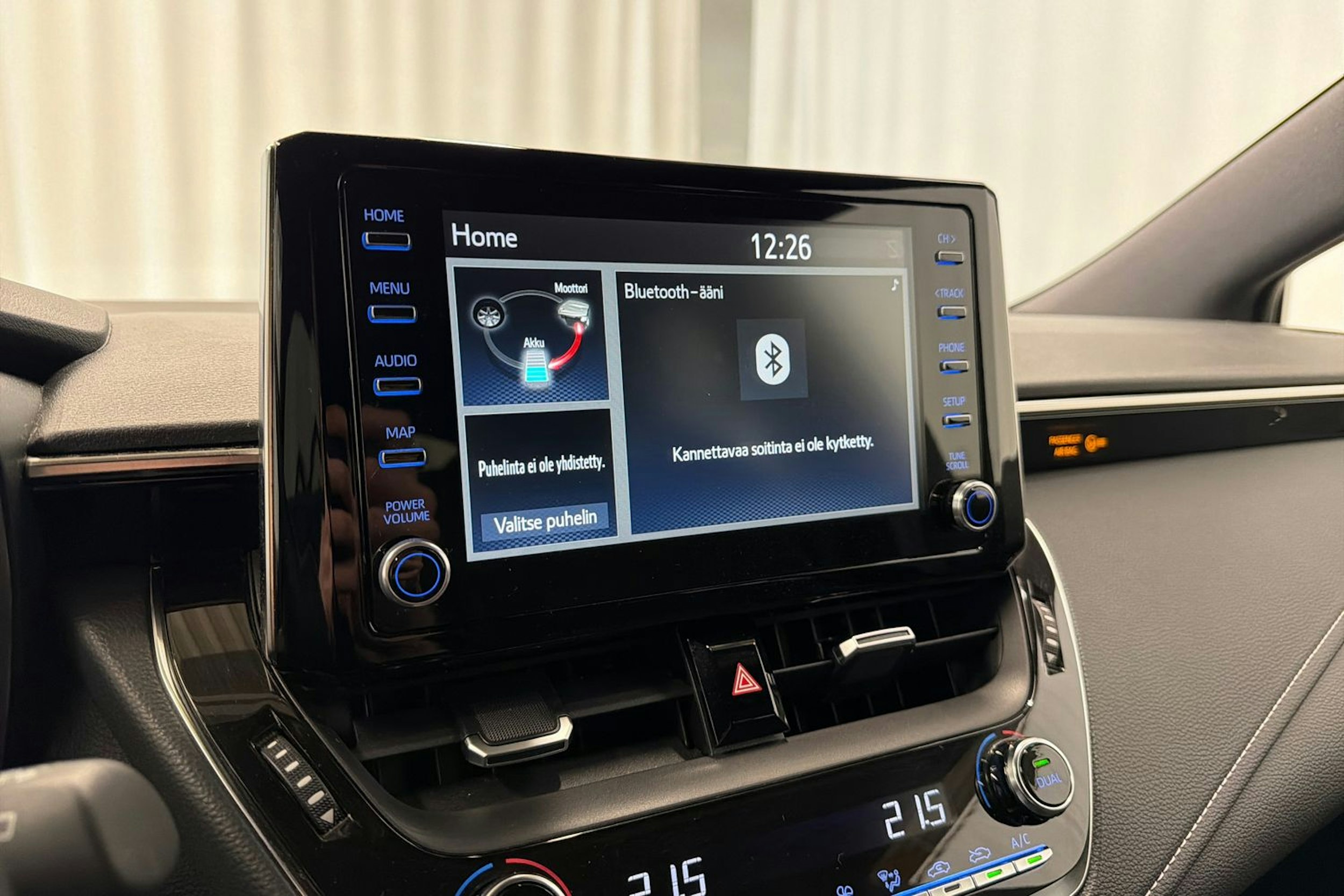vihreä Toyota Corolla 2019 kuva 16.