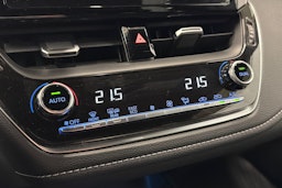 vihreä Toyota Corolla 2019 kuva 18.