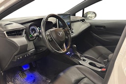 valkoinen Toyota Corolla 2019 kuva 3.