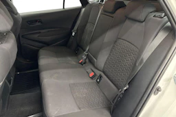 valkoinen Toyota Corolla 2019 kuva 8.