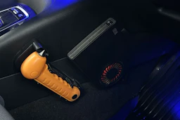 valkoinen Toyota Corolla 2019 kuva 12.