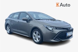 Vihreä Toyota Corolla 2019 kuva 1.