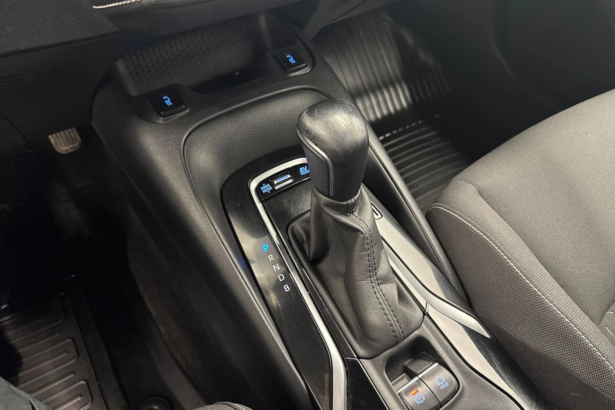 Vihreä Toyota Corolla 2019 kuva 15.