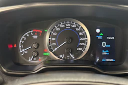 Vihreä Toyota Corolla 2019 kuva 18.