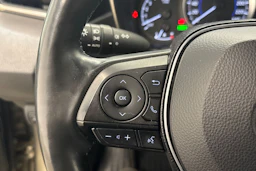 Vihreä Toyota Corolla 2019 kuva 19.