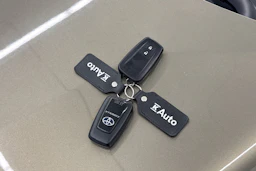 Vihreä Toyota Corolla 2019 kuva 21.