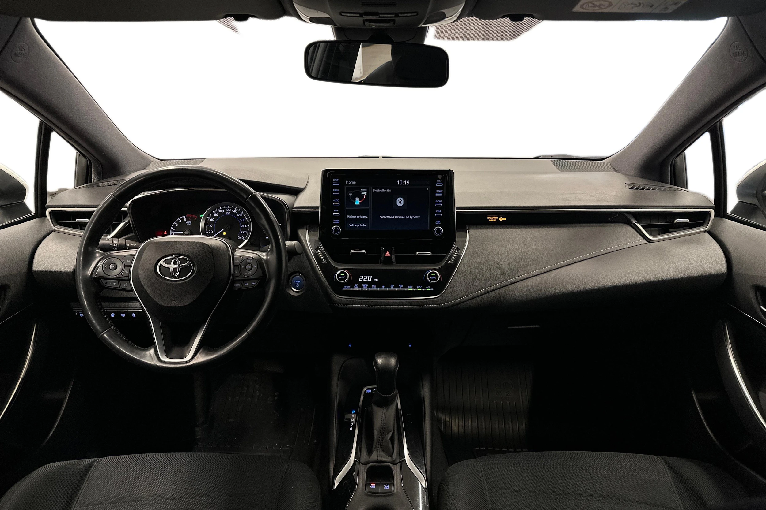 valkoinen Toyota Corolla 2020 kuva 9.