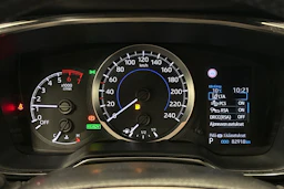 valkoinen Toyota Corolla 2020 kuva 20.