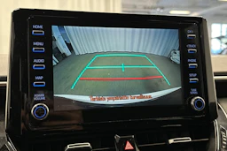 valkoinen Toyota Corolla 2020 kuva 22.