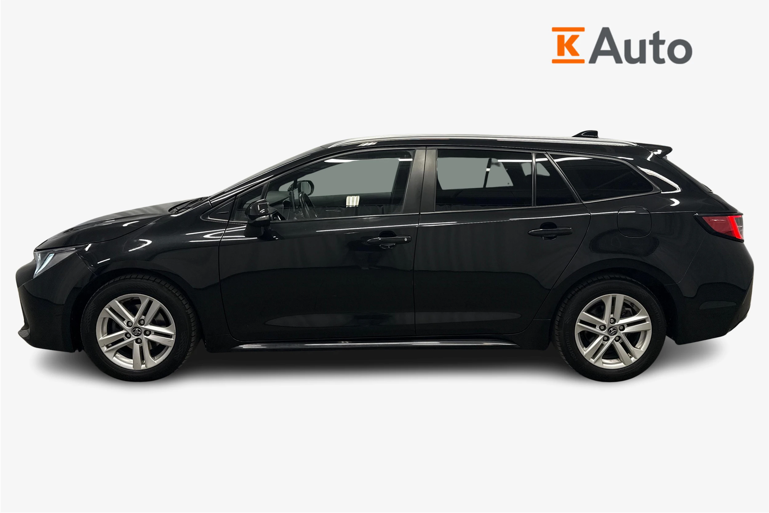 musta Toyota Corolla 2020 kuva 7.