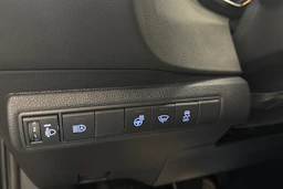 musta Toyota Corolla 2020 kuva 19.