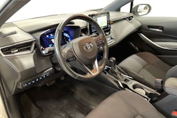 valkoinen Toyota Corolla 2020 kuva 7.