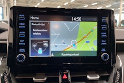 valkoinen Toyota Corolla 2020 kuva 22.