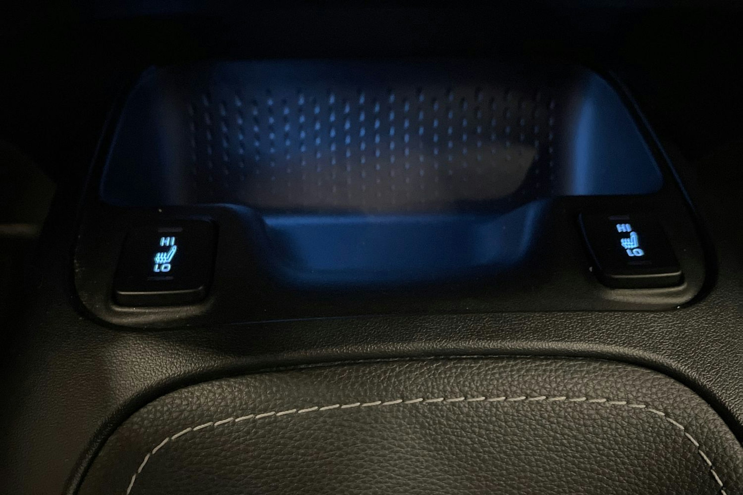 valkoinen Toyota Corolla 2020 kuva 26.