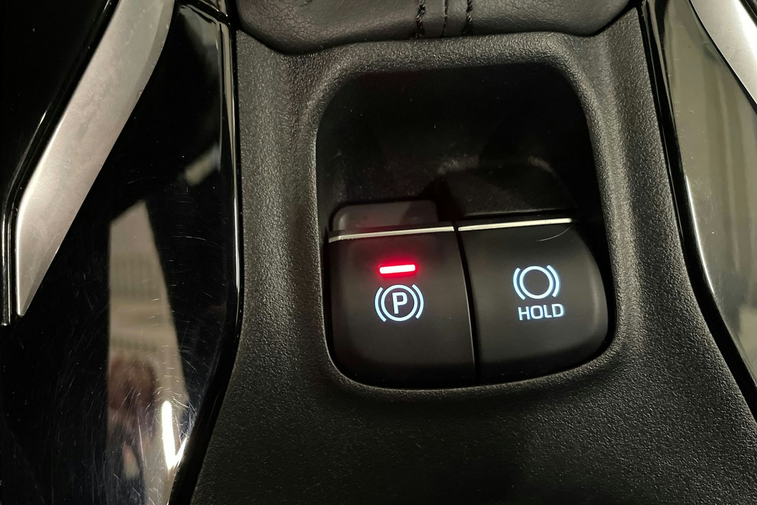 valkoinen Toyota Corolla 2020 kuva 29.