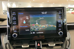 valkoinen Toyota Corolla 2020 kuva 14.