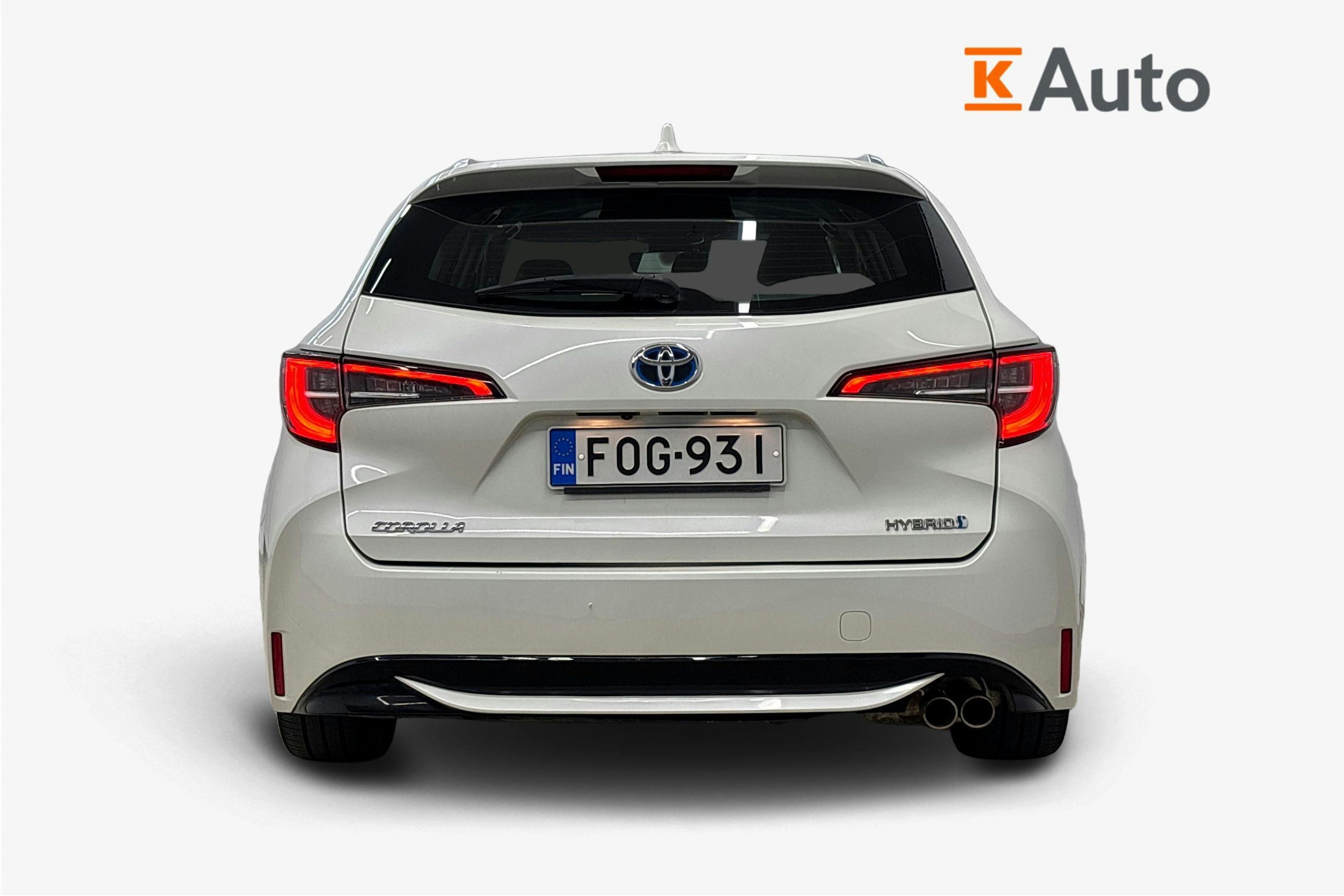 valkoinen Toyota Corolla 2020 kuva 3.