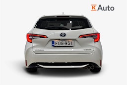 valkoinen Toyota Corolla 2020 kuva 3.