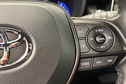 valkoinen Toyota Corolla 2020 kuva 18.