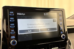 valkoinen Toyota Corolla 2020 kuva 23.