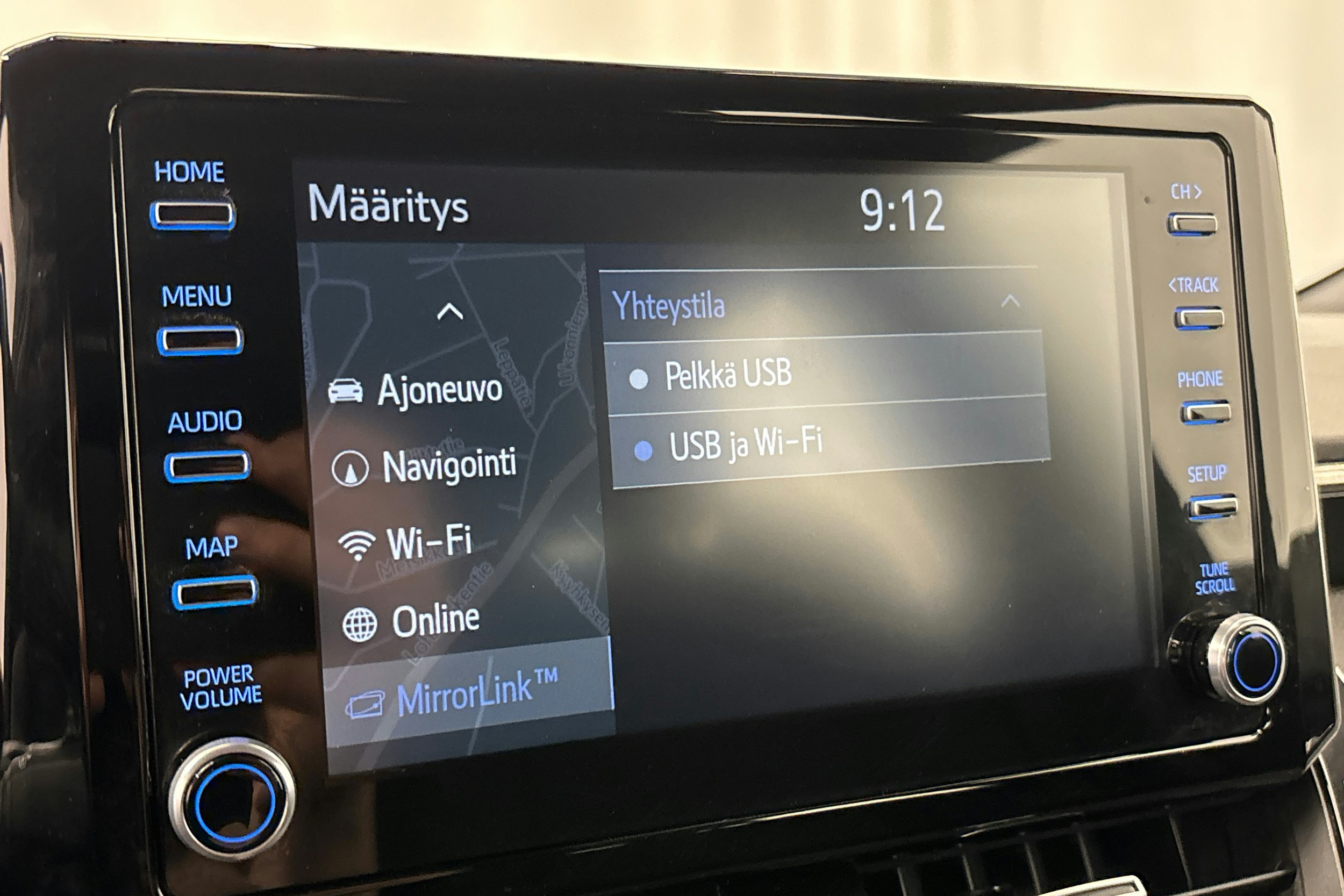valkoinen Toyota Corolla 2020 kuva 24.