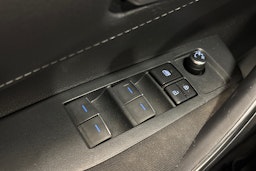 valkoinen Toyota Corolla 2020 kuva 30.