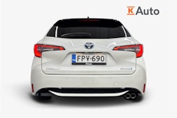 Valkoinen Toyota Corolla 2020 kuva 3.