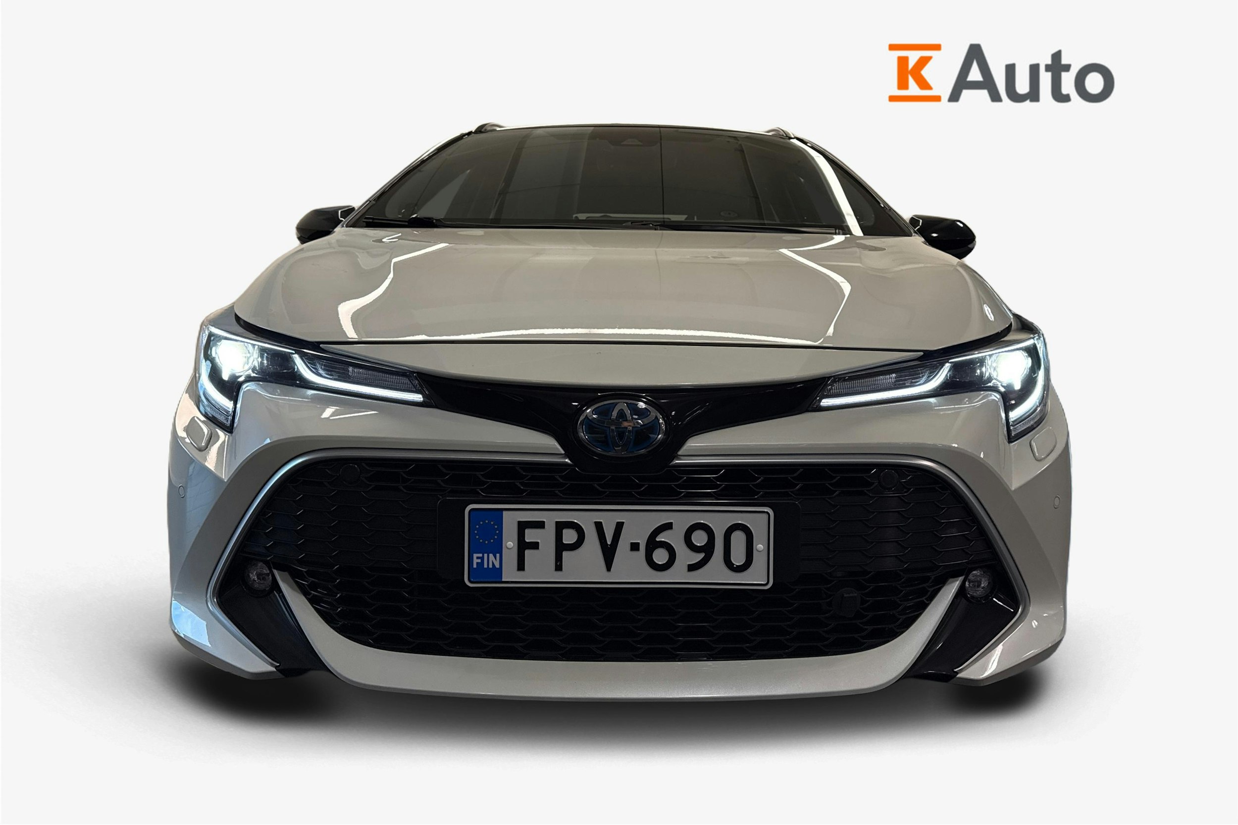 Valkoinen Toyota Corolla 2020 kuva 4.