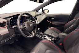 Valkoinen Toyota Corolla 2020 kuva 6.