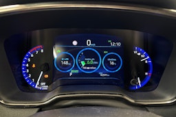 Valkoinen Toyota Corolla 2020 kuva 11.