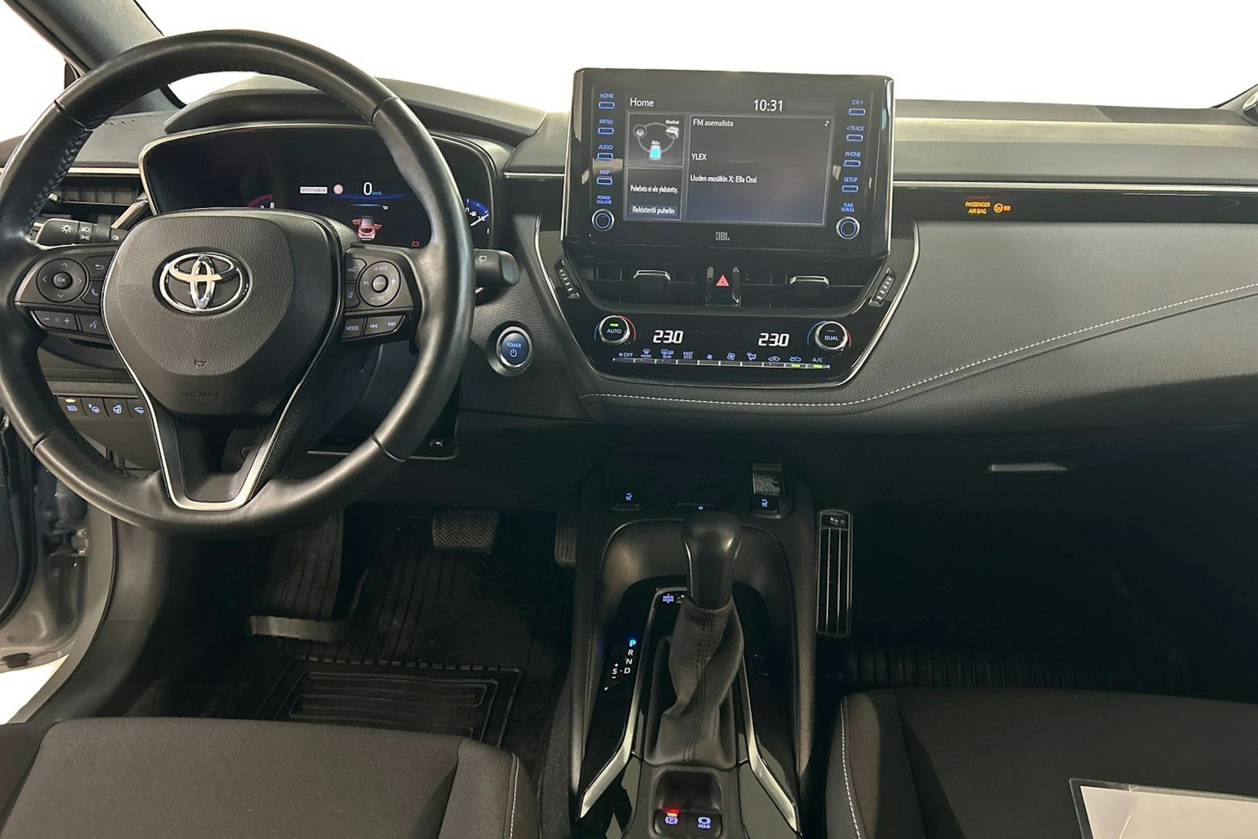 harmaa Toyota Corolla 2020 kuva 9.