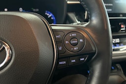 harmaa Toyota Corolla 2020 kuva 16.