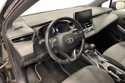 Musta Toyota Corolla 2020 kuva 6.