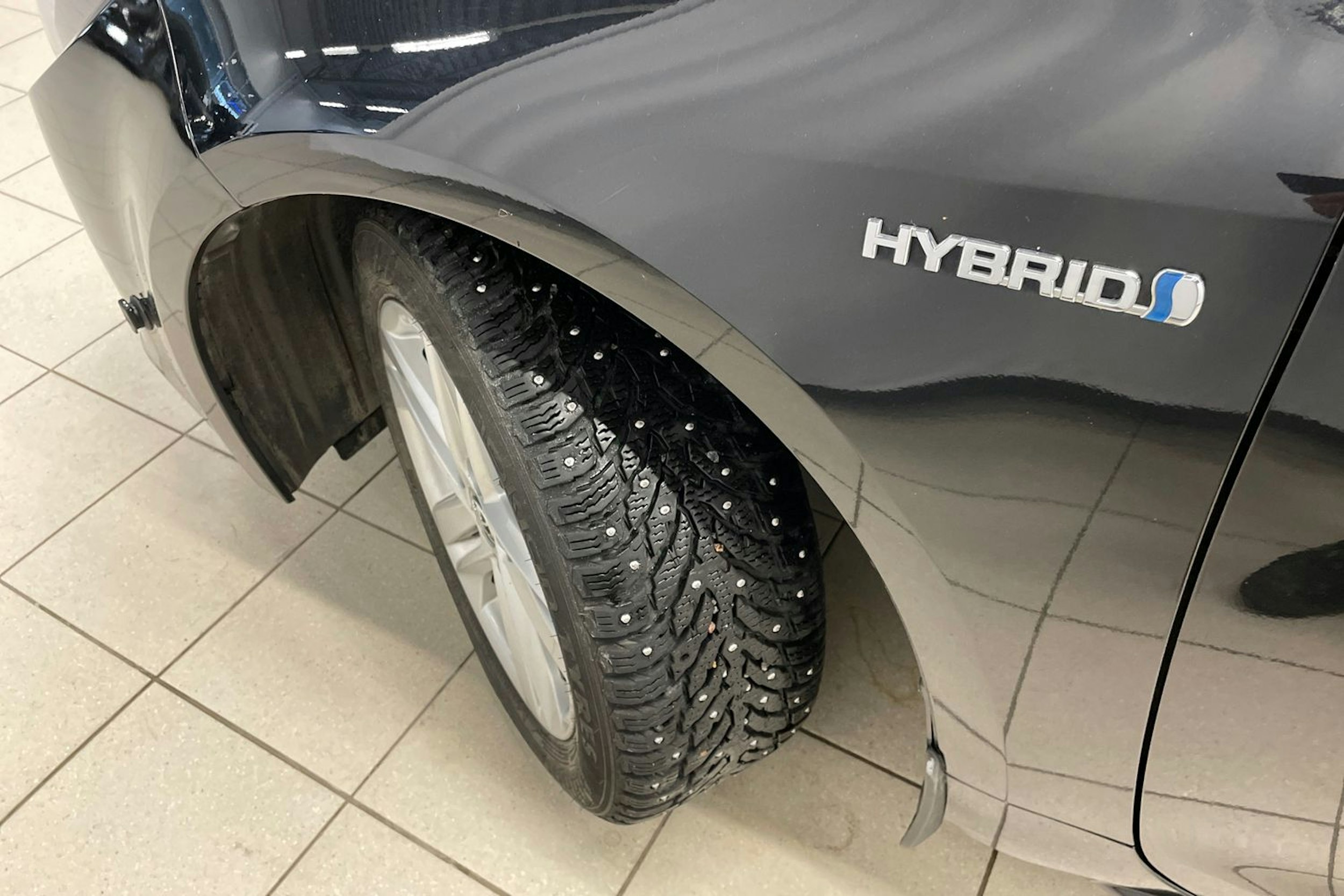 Musta Toyota Corolla 2020 kuva 10.