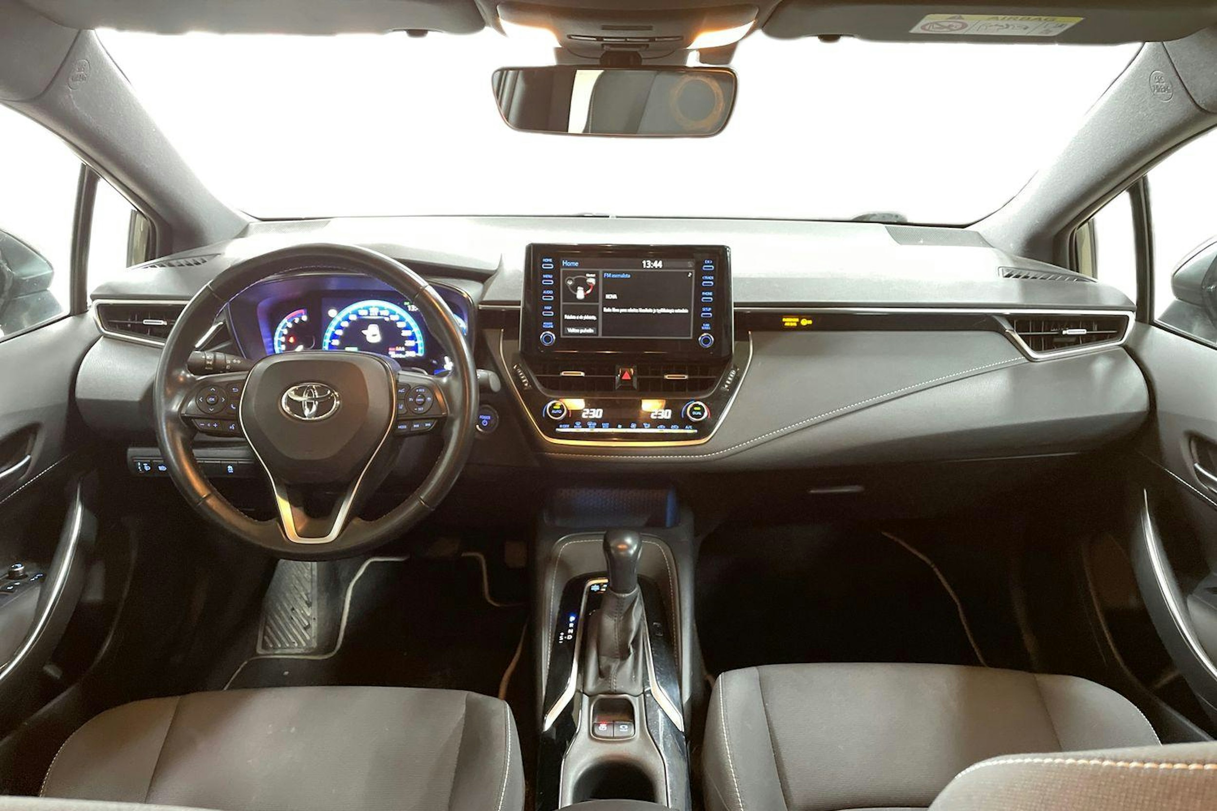 met. vihreä Toyota Corolla 2020 kuva 7.