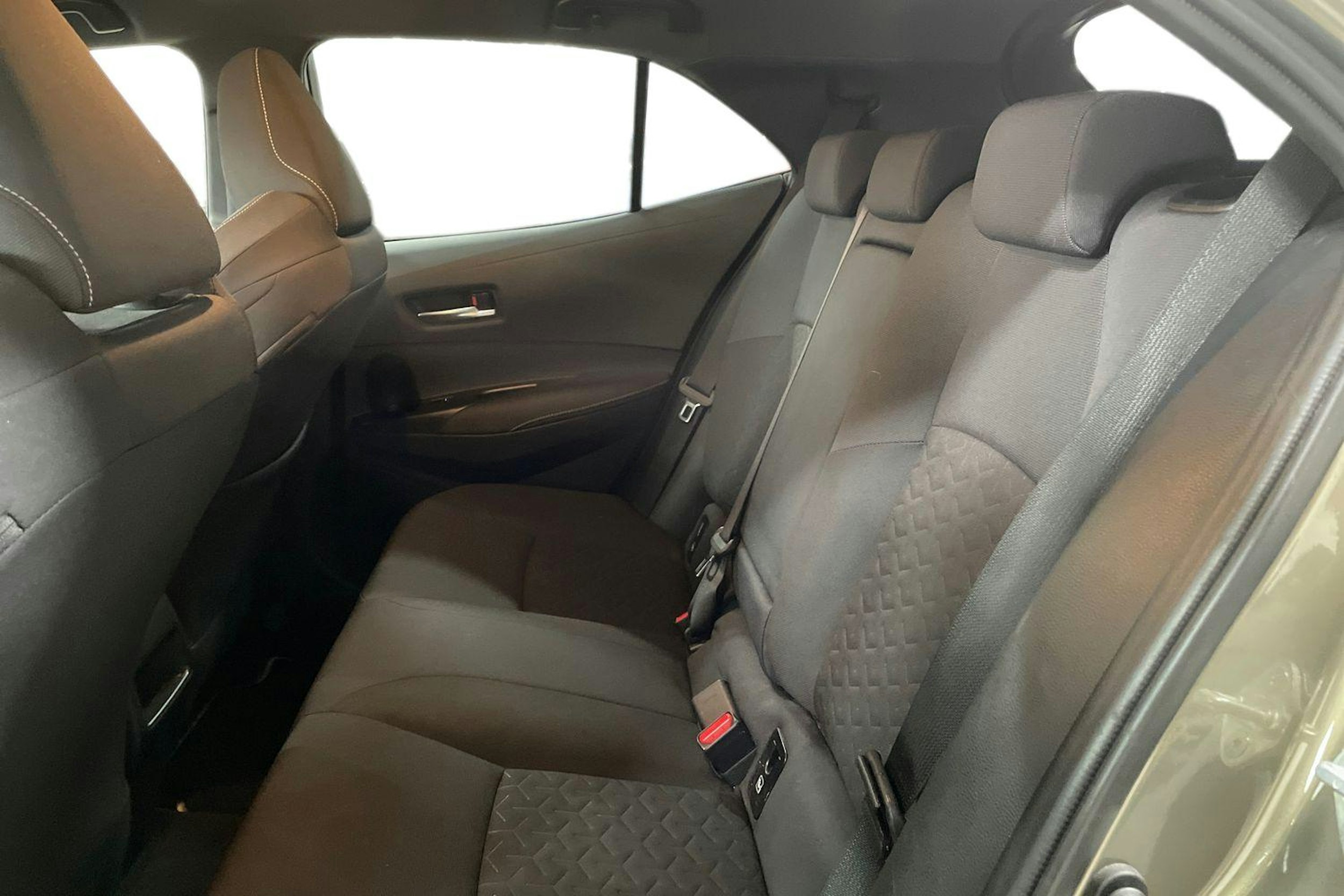 met. vihreä Toyota Corolla 2020 kuva 8.