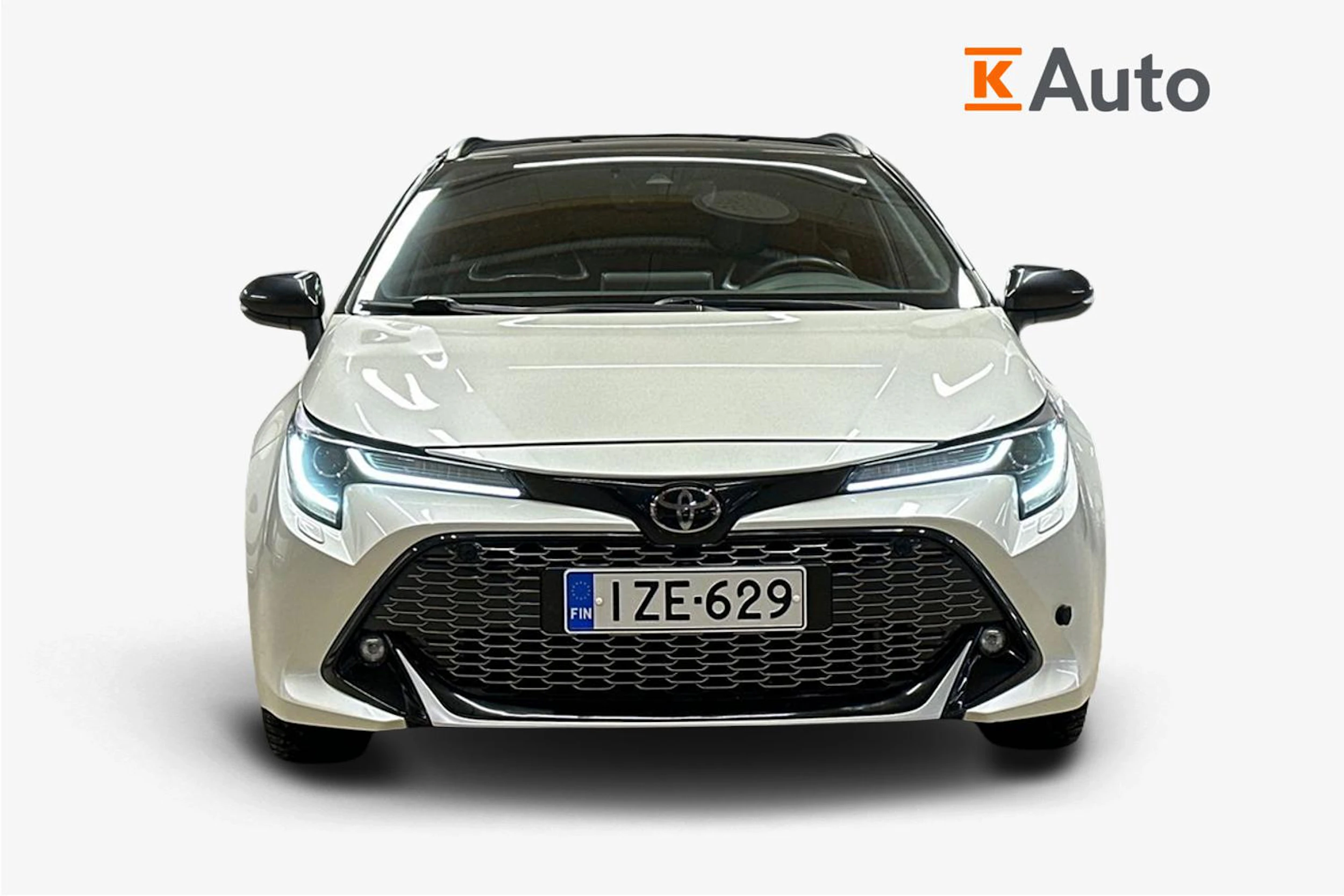 valkoinen Toyota Corolla 2020 kuva 4.