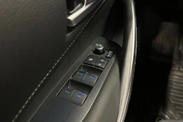 valkoinen Toyota Corolla 2020 kuva 24.