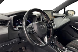 harmaa Toyota Corolla 2020 kuva 3.