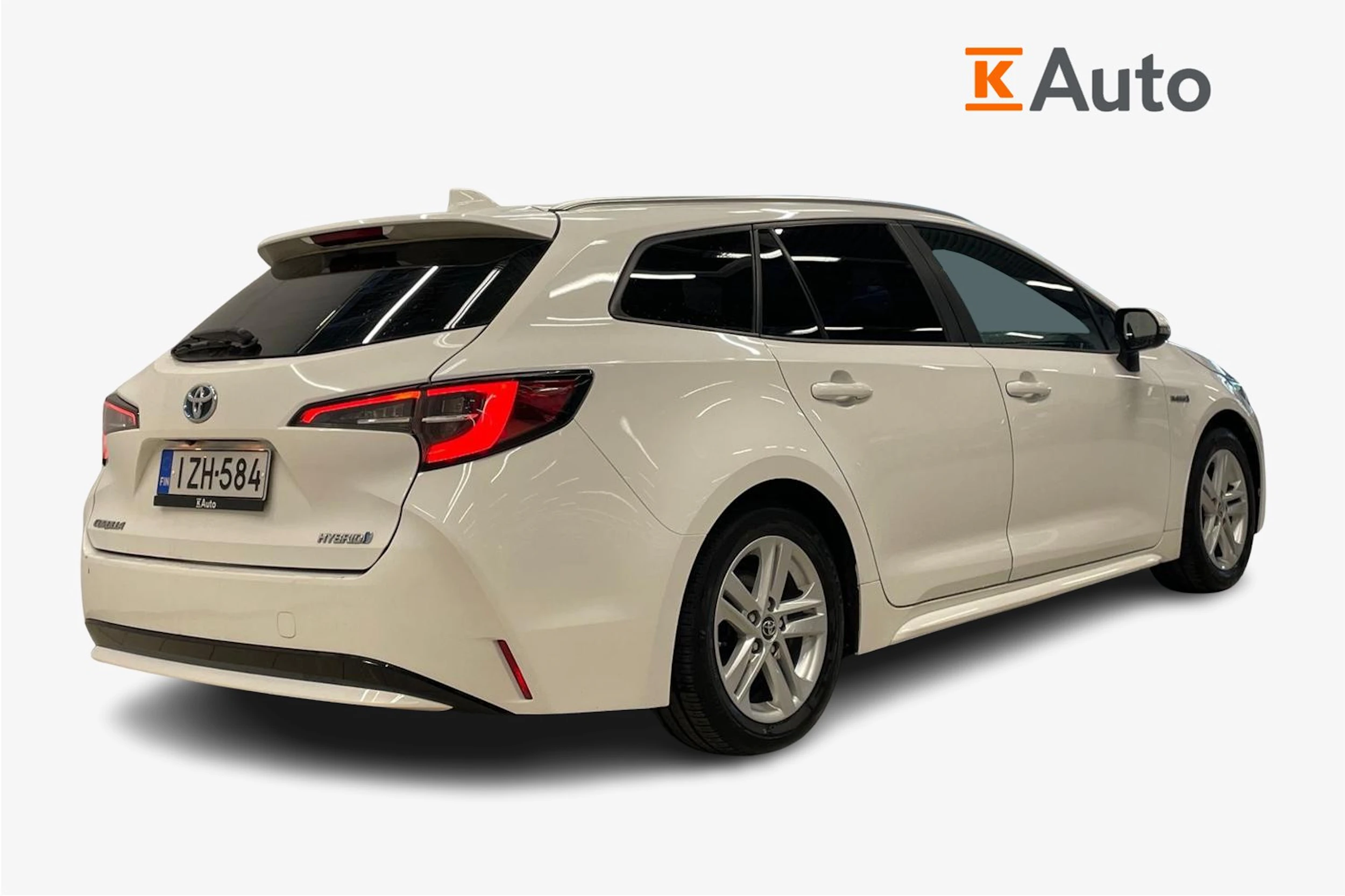 valkoinen Toyota Corolla 2020 kuva 2.