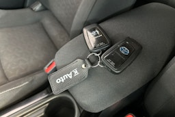 Valkoinen Toyota Corolla 2020 kuva 26.