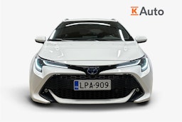 valkoinen Toyota Corolla 2020 kuva 5.