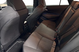 valkoinen Toyota Corolla 2020 kuva 10.