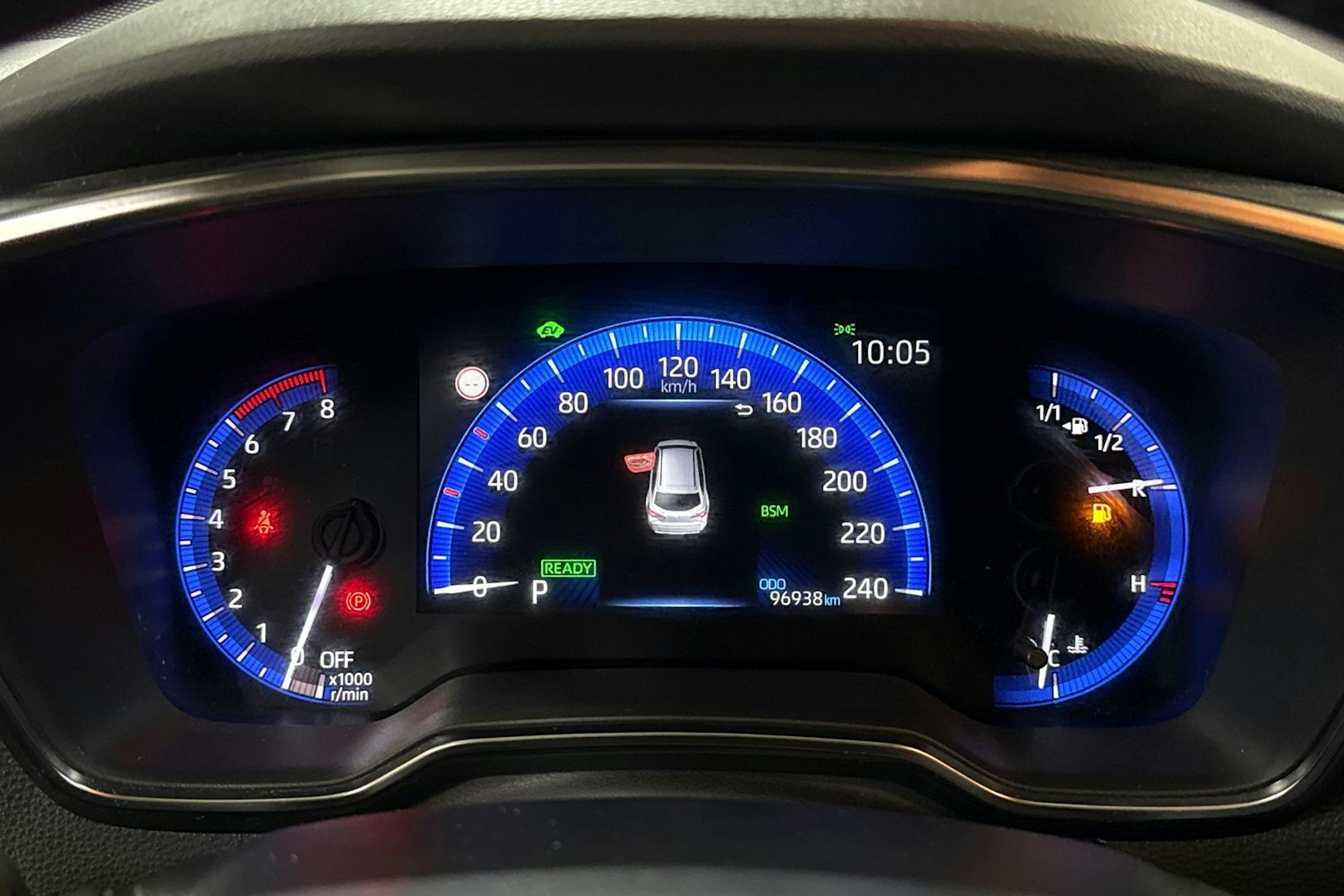 valkoinen Toyota Corolla 2020 kuva 19.