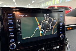 valkoinen Toyota Corolla 2020 kuva 21.